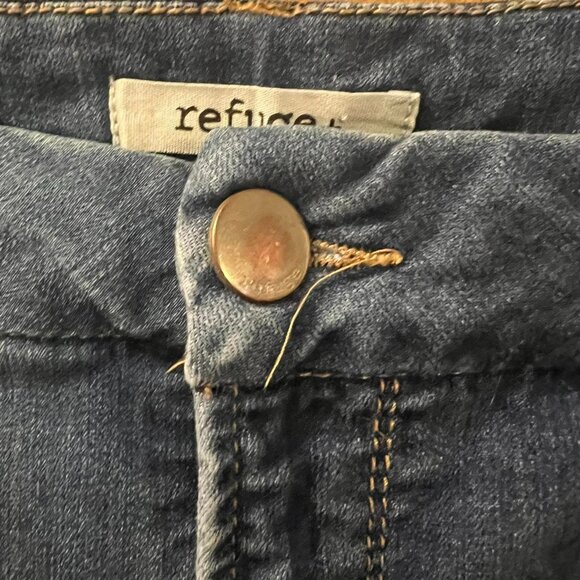 Size 16 - Refuge + - Light Blue Jeans - W35"xL27" - Picture 4 of 6